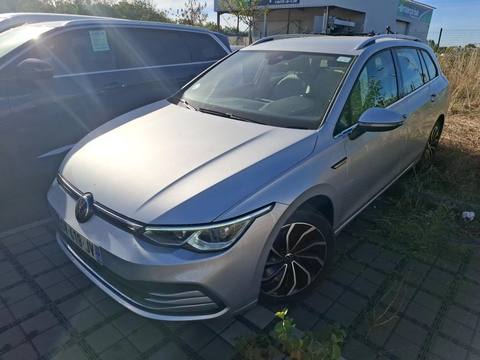 Volkswagen Golf 2024 z Francji