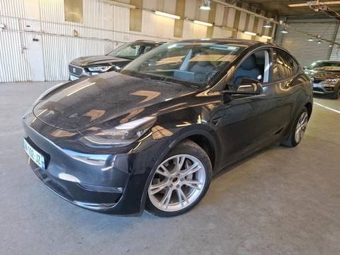 Tesla Model Y 2023 z Francji