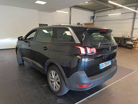 Peugeot 5008 2024 z Francji