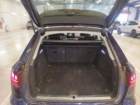 Audi A4 2023 z Francji
