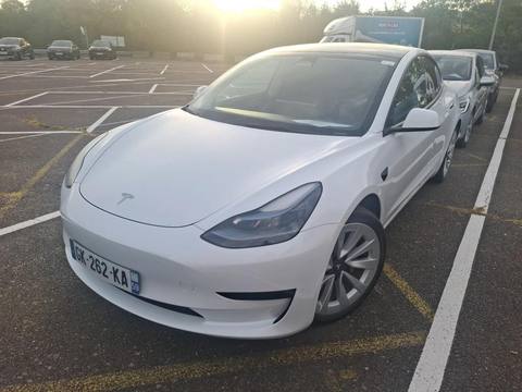 Tesla Model 3 2023 z Francji