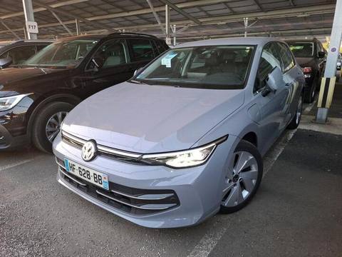 Volkswagen Golf 2025 z Francji