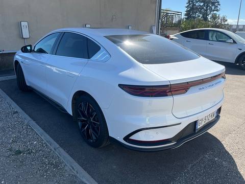 BYD Han 2024 z Francji