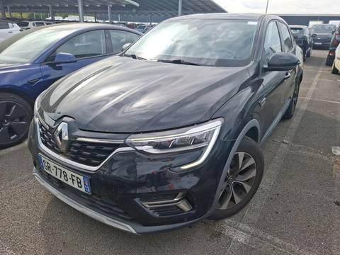 Renault Arkana 2023 z Francji