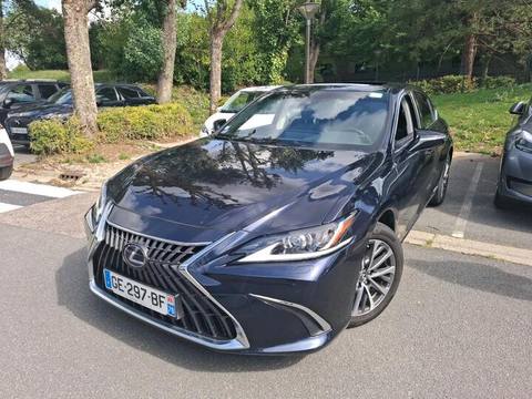 Lexus ES 2022 z Francji
