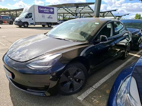 Tesla Model 3 2023 z Francji