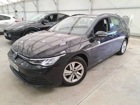 Volkswagen Golf 2023 z Francji