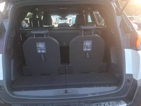 Peugeot 5008 2021 z Francji