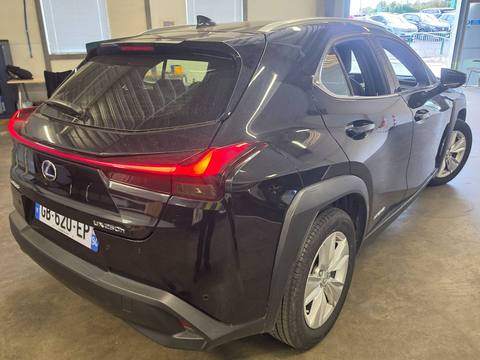 Lexus UX 2021 z Francji
